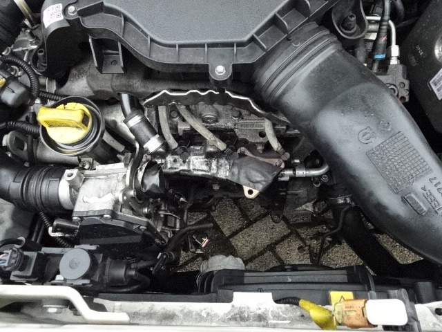 Schade bedrijfswagens Combo 1.3 CDTi L2H1 Sport airco turbo probleem!!!!!!!!!!! 7