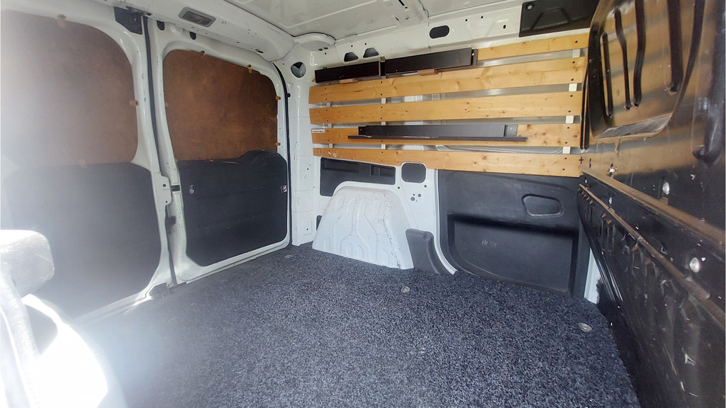 Schade bedrijfswagens Doblò Cargo 1.3 MJ L1H1 Actual AIRCO BJ 2015 11