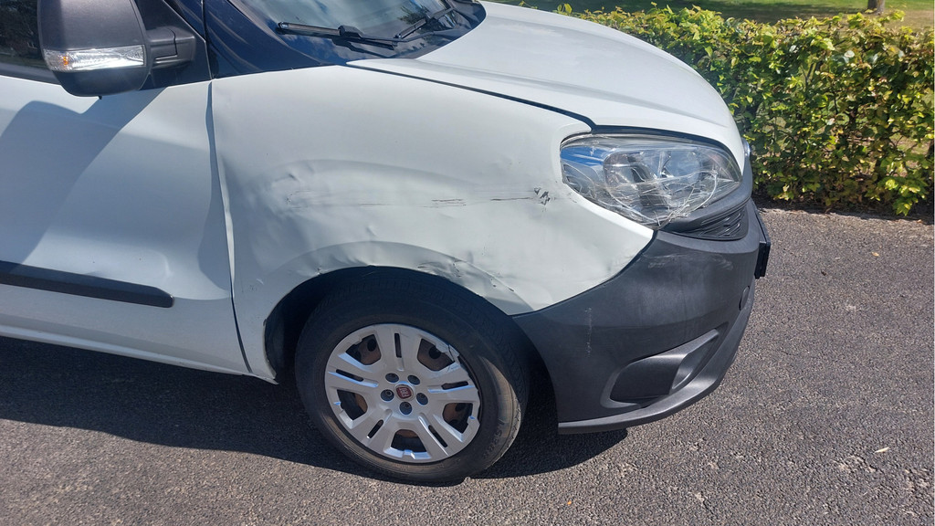 Schade bedrijfswagens Doblò Cargo 1.3 MJ L1H1 Actual AIRCO BJ 2015 14