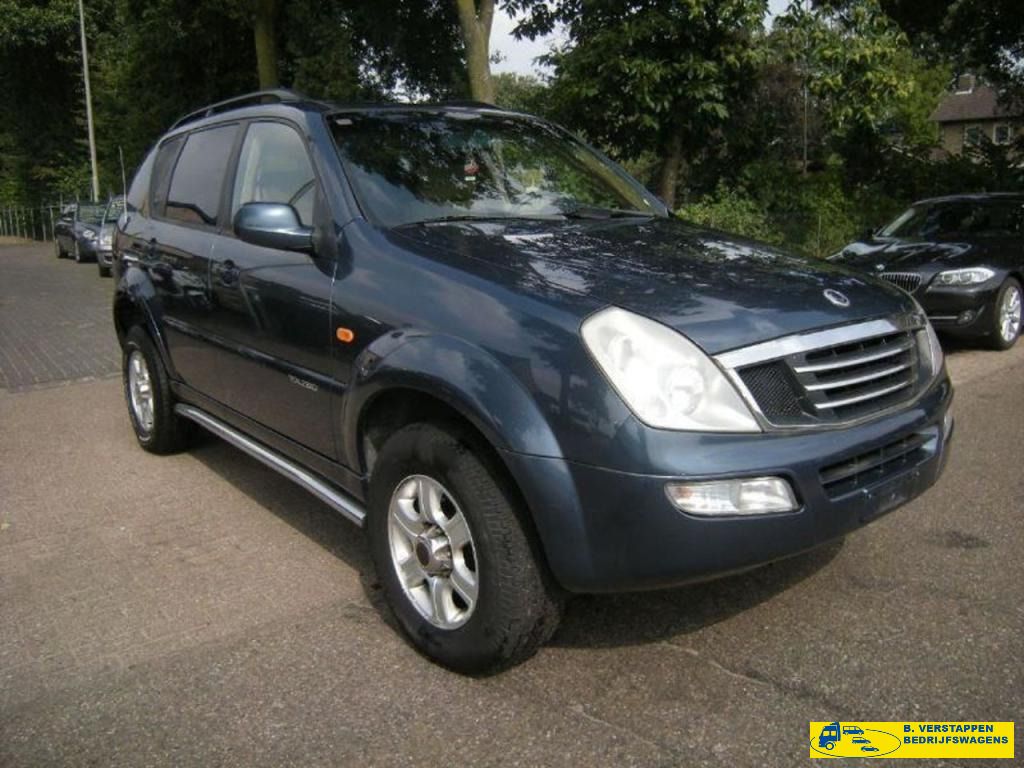 Ssangyong Rexton RX 290 2.9TD HR VAN 8