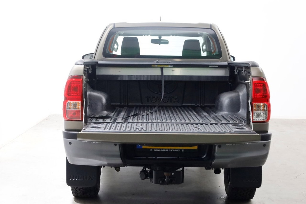 Toyota HiLux 2.4 D-4D 150pk Xtra Cab Cool Comfort 4X4 4WD Trekhaak 3500kg 09-2021 12