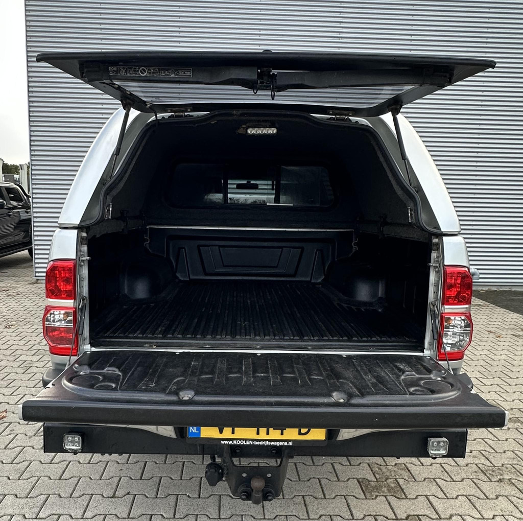 Toyota HiLux 3.0 D-4D SR DC Automaat in mooie staat 16