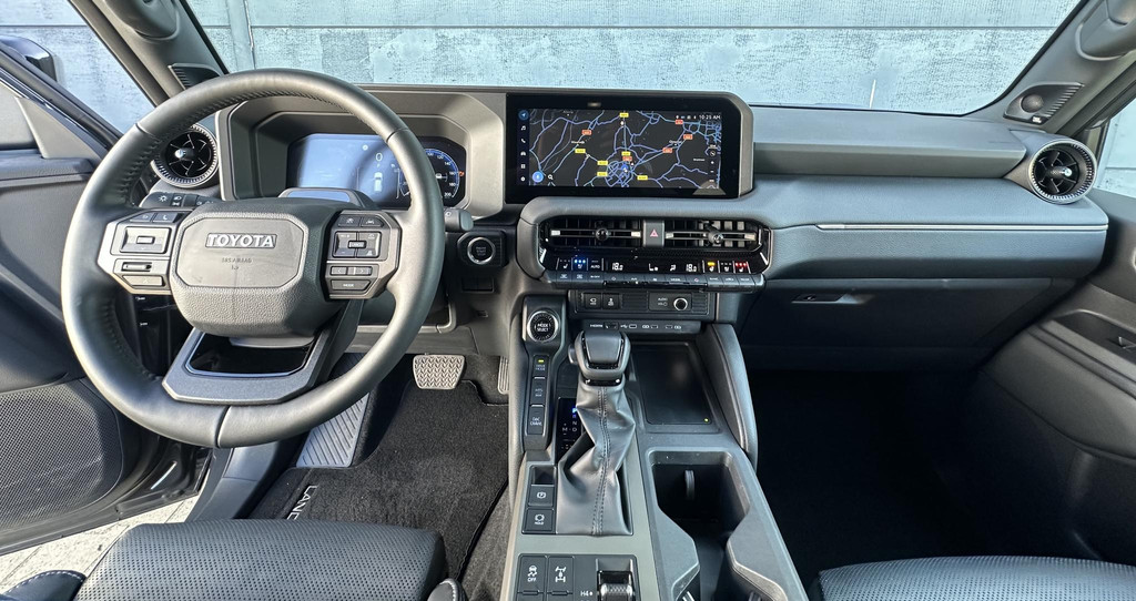 Toyota Land Cruiser 2.8 D-4D landcruiser Blind Van Professional Executive Luxe Uitvoering! 19