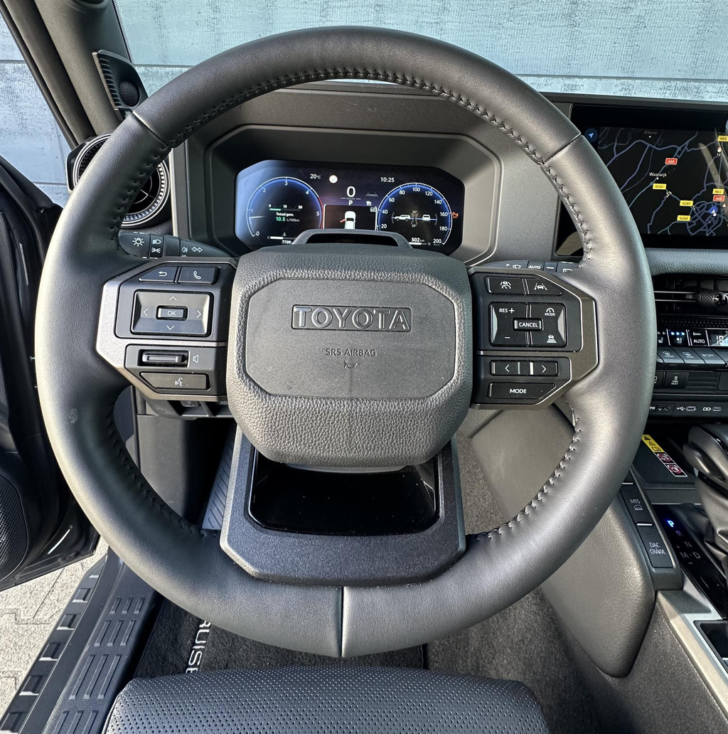 Toyota Land Cruiser 2.8 D-4D landcruiser Blind Van Professional Executive Luxe Uitvoering! 20