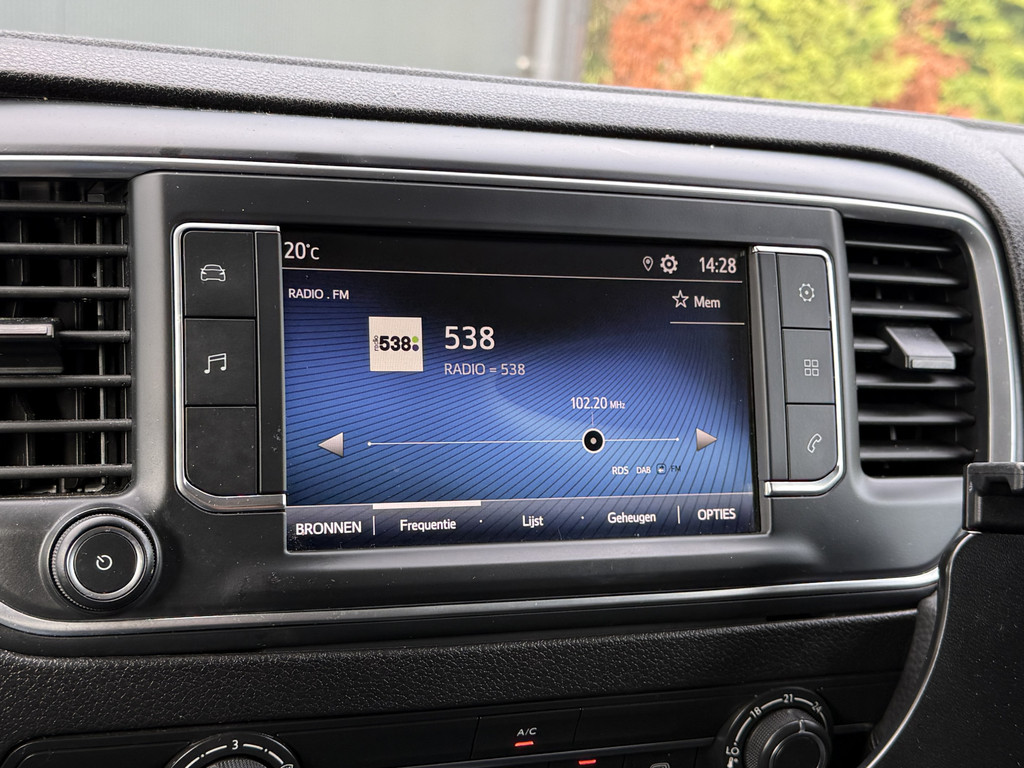 Toyota PROACE 2.0 D-4D 145 PK / L2H1 / 1e EIG. / 41.609 KM !! / INRICHTING / AIRCO / CRUISE / 3-ZITS 14