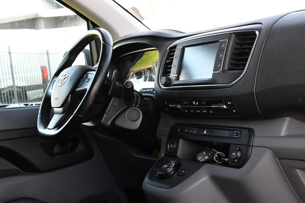 Toyota PROACE 2.0 D-4D GR Sport Edition 360 Camera, Cruise, Carplay, Head-up, 177pk, 2 x Schuifdeur, Trekhaak, Stoelverwarming, Automaat, Uniek! 14