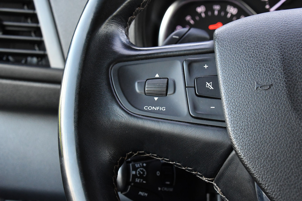 Toyota PROACE 2.0 D-4D GR Sport Edition 360 Camera, Cruise, Carplay, Head-up, 177pk, 2 x Schuifdeur, Trekhaak, Stoelverwarming, Automaat, Uniek! 16