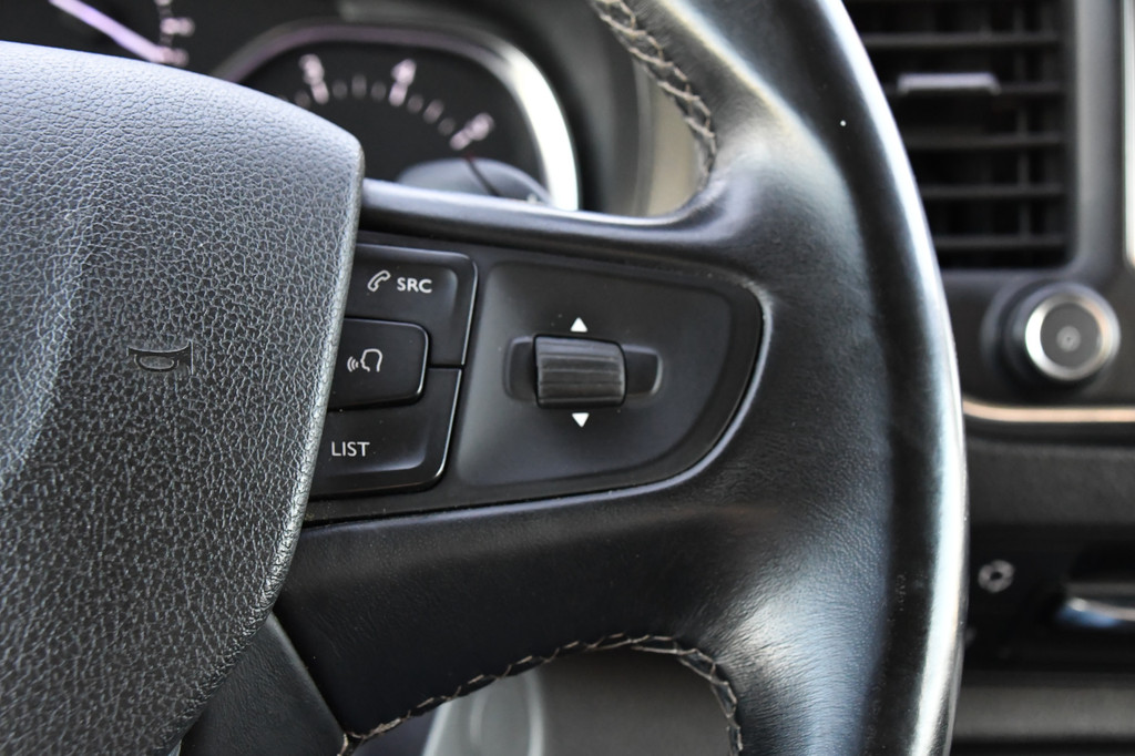 Toyota PROACE 2.0 D-4D GR Sport Edition 360 Camera, Cruise, Carplay, Head-up, 177pk, 2 x Schuifdeur, Trekhaak, Stoelverwarming, Automaat, Uniek! 17