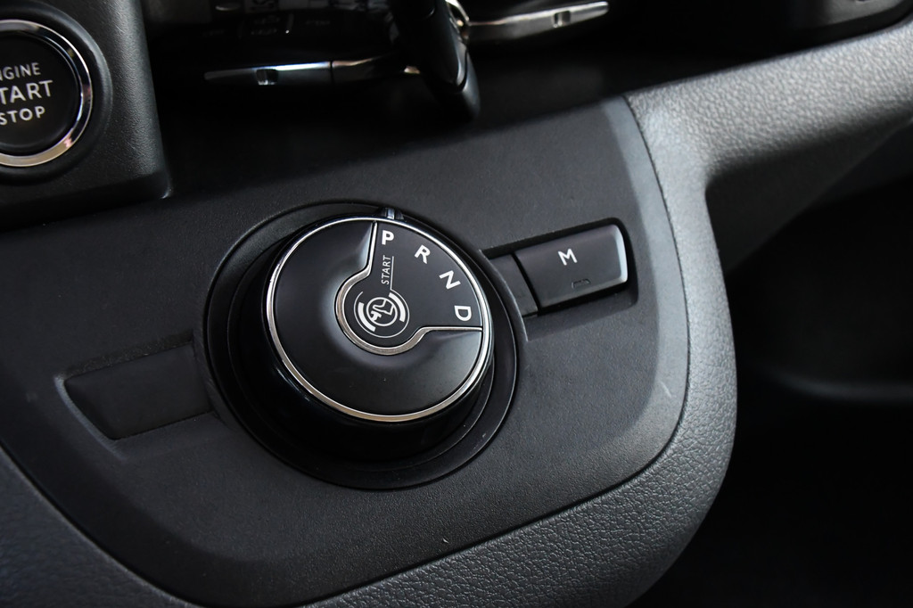 Toyota PROACE 2.0 D-4D GR Sport Edition 360 Camera, Cruise, Carplay, Head-up, 177pk, 2 x Schuifdeur, Trekhaak, Stoelverwarming, Automaat, Uniek! 20