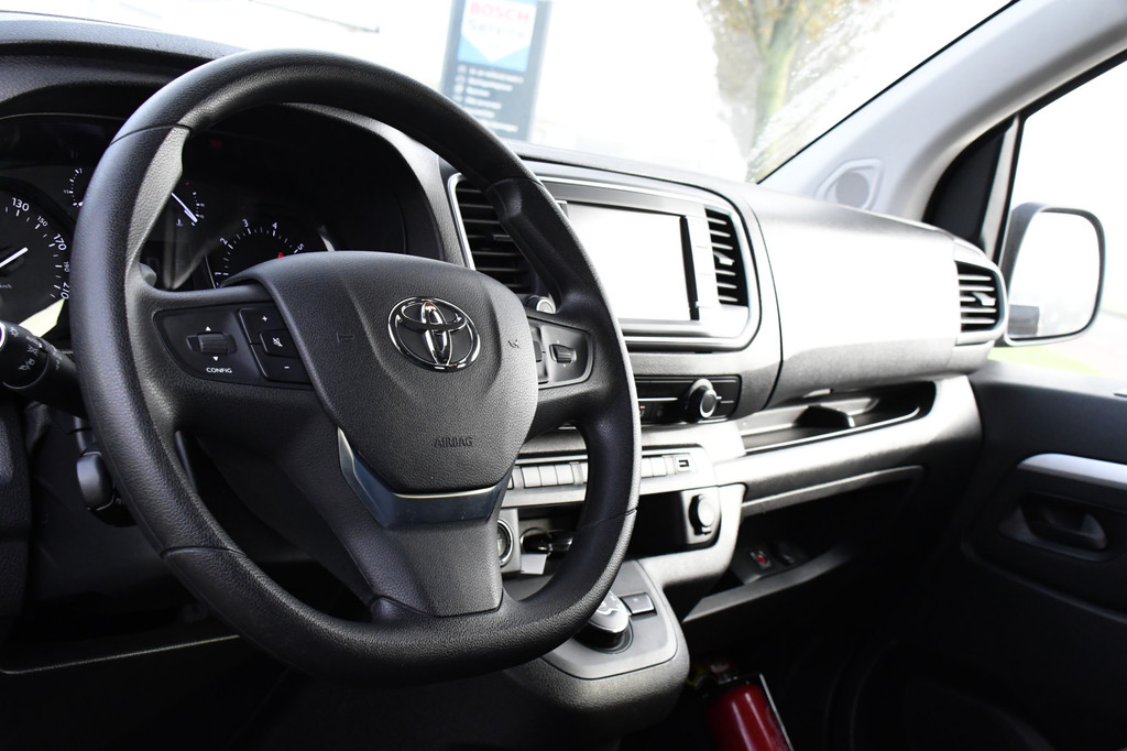 Toyota PROACE 2.0 L3H1 DC PB Edition 360 Camera, Cruise, Carplay, Stoelverwarming, 2 x Schuifdeur, Trekhaak, 145pk, Sensoren, Uniek! 12