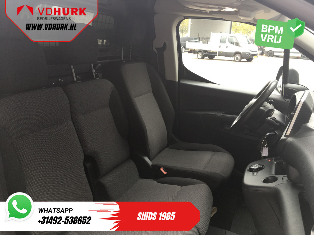 Toyota PROACE CITY 1.2 Turbo 130 pk Aut. L2 Benzine BPM VRIJ! 3Pers./ Carplay/ Camera/ LMV/ PDC/ Airco/ Cruise 8