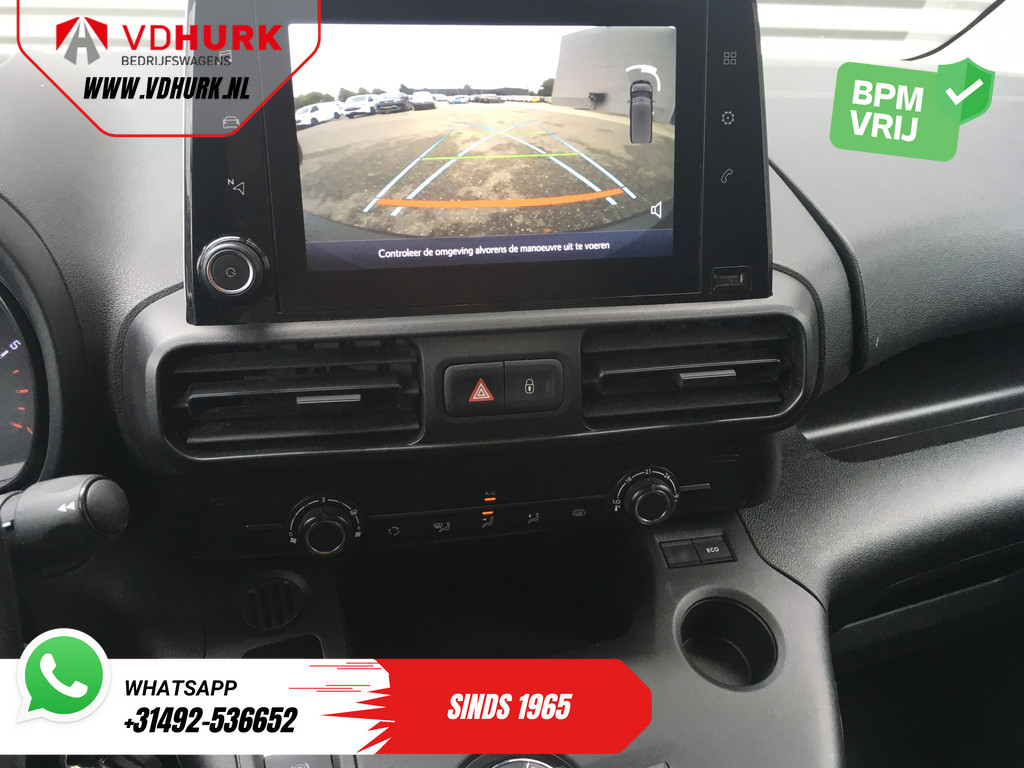 Toyota PROACE CITY 1.2 Turbo 130 pk Aut. L2 Benzine BPM VRIJ! 3Pers./ Carplay/ Camera/ LMV/ PDC/ Airco/ Cruise 9