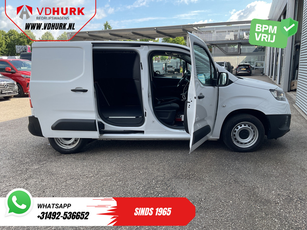 Toyota PROACE CITY 1.5 100 pk Carplay/ Airco/ Camera/ Cruise/ PDC/ DAB 8