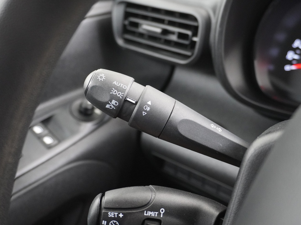 Toyota PROACE CITY 1.5 D-4D Cool 102PK! Airco, Navigatie, Cruise Control, Org. NED! 17