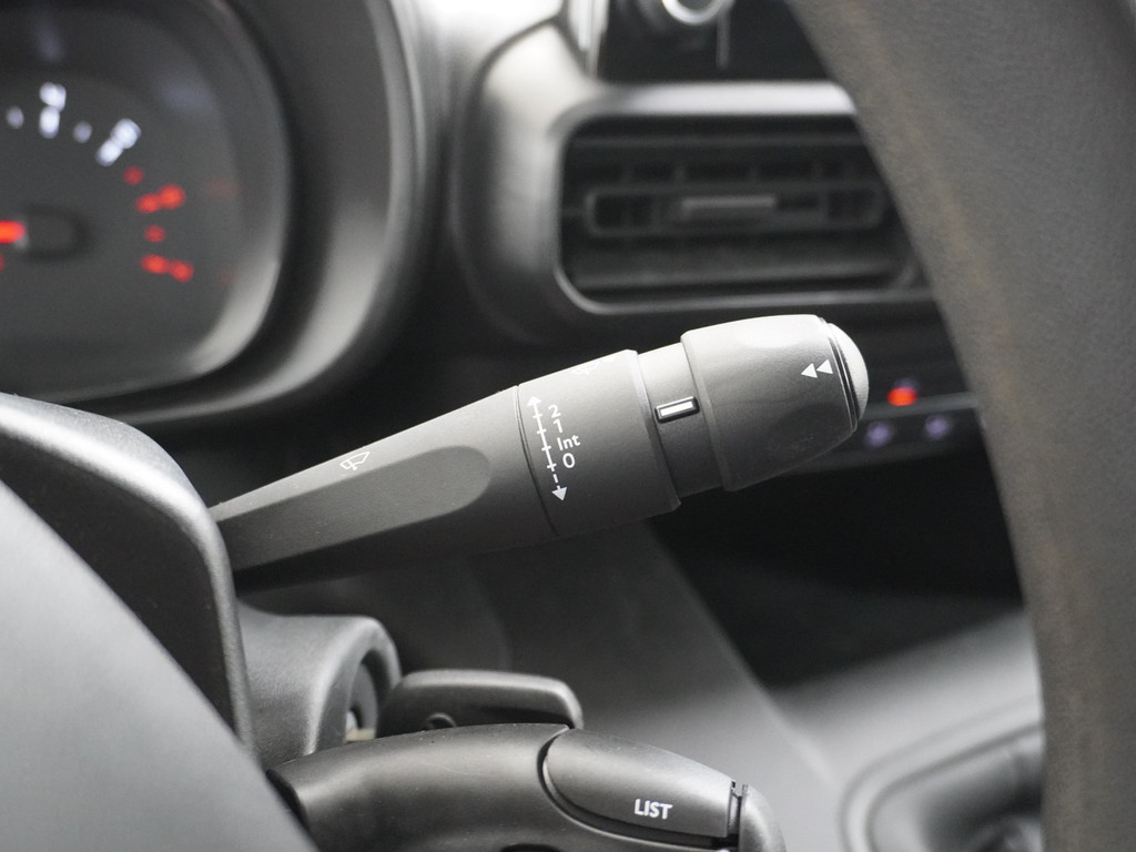 Toyota PROACE CITY 1.5 D-4D Cool 102PK! Airco, Navigatie, Cruise Control, Org. NED! 19