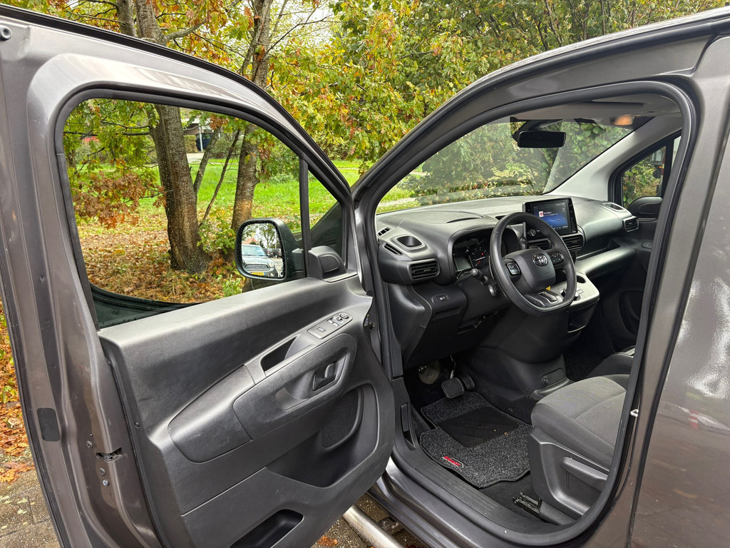 Toyota PROACE CITY 1.5 Long|131pk|EURO6|AUTOMAAT|DEALER ONDERHOUDEN|cruise|achteruitrijcamera|airco|navi|apple carplay|blind spot 10