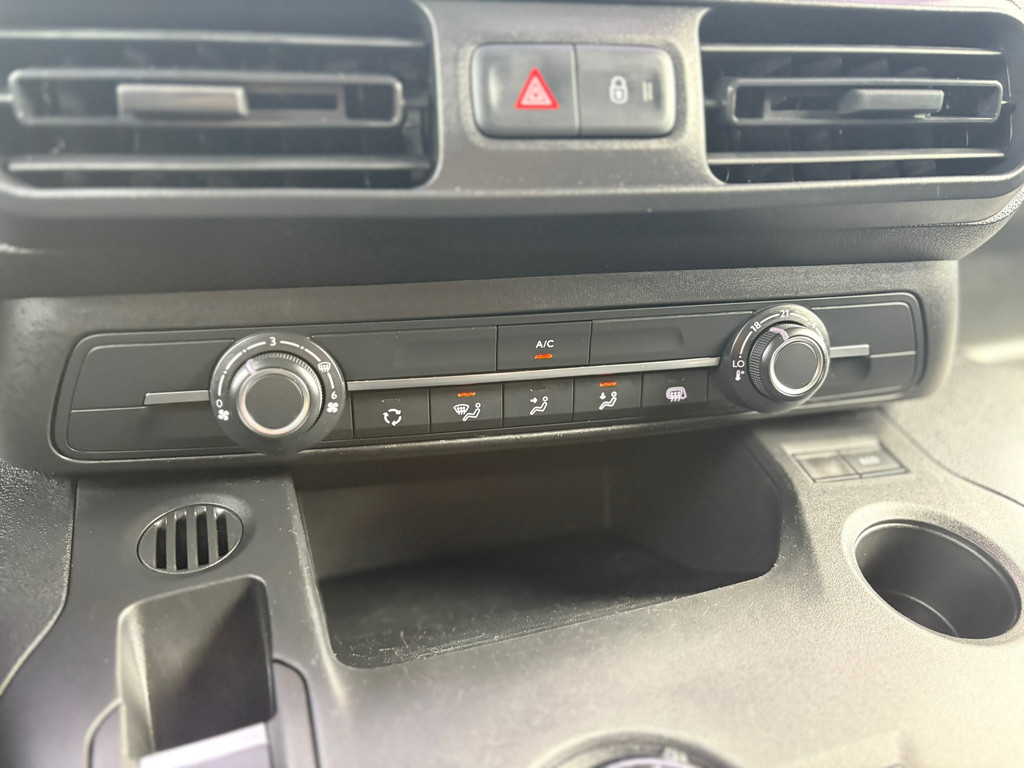 Toyota PROACE CITY 1.5 Long|131pk|EURO6|AUTOMAAT|DEALER ONDERHOUDEN|cruise|achteruitrijcamera|airco|navi|apple carplay|blind spot 18