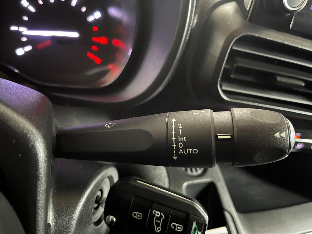 Toyota PROACE CITY L2H1 1.5 D-4D 130PK euro6 Live Long, Airco, Trekhaak 1200KG, Navigatie, Grijs Metallic, RIJKLAARPRIJS! 21