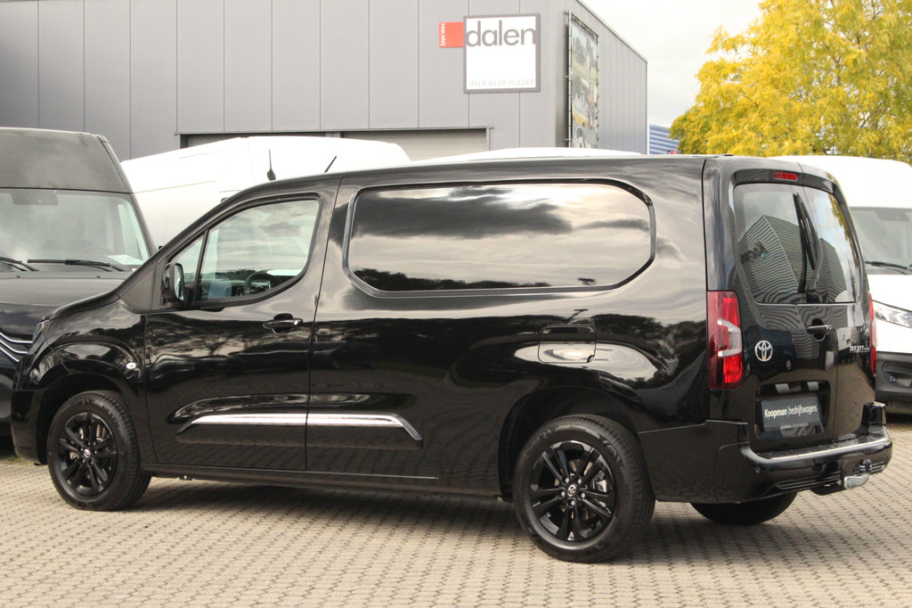 Toyota PROACE CITY 1.5D 131pk Challenger | L2 Long | Automaat | Trekhaak | Carplay/Android | Lease 450,- p/m 11