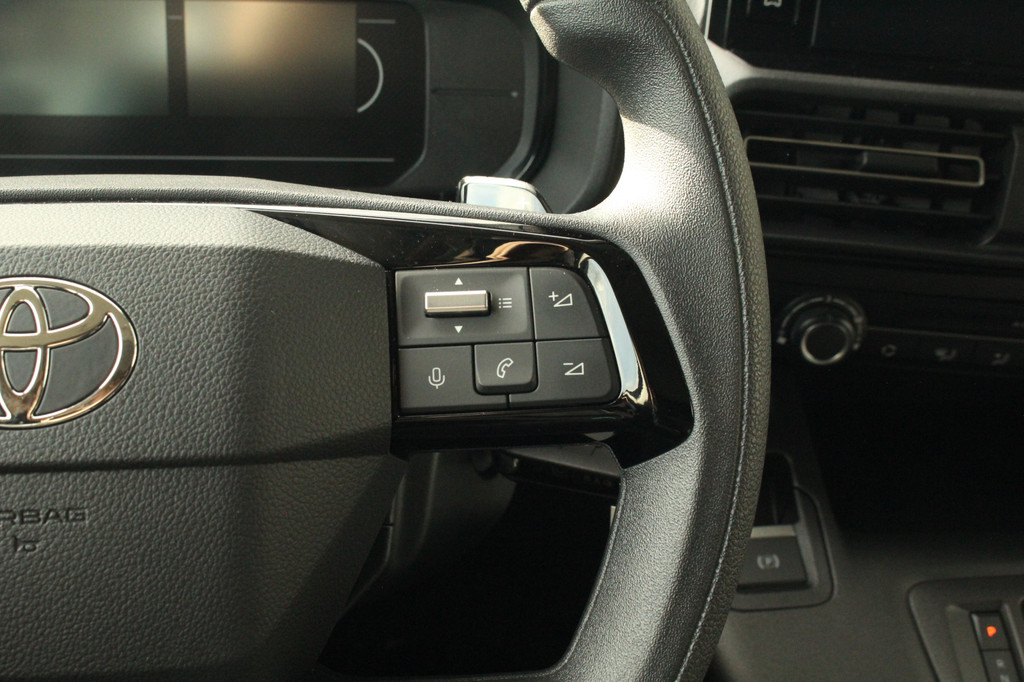Toyota PROACE CITY 1.5D 131pk Challenger | L2 Long | Automaat | Trekhaak | Carplay/Android | Lease 450,- p/m 21