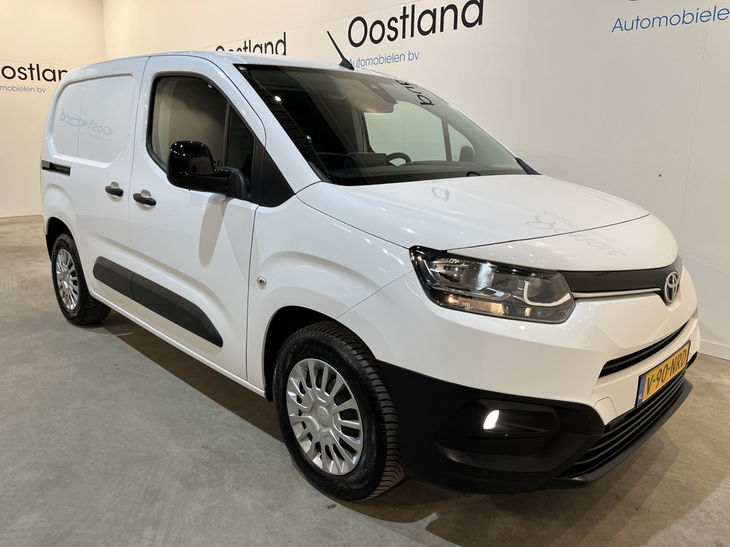 Toyota PROACE CITY Electric First Edition 50 kWh / 100% Elektrisch !! / Airco / Cruise Control / CarPlay / PDC / Navigatie / 57.000 KM !! 17