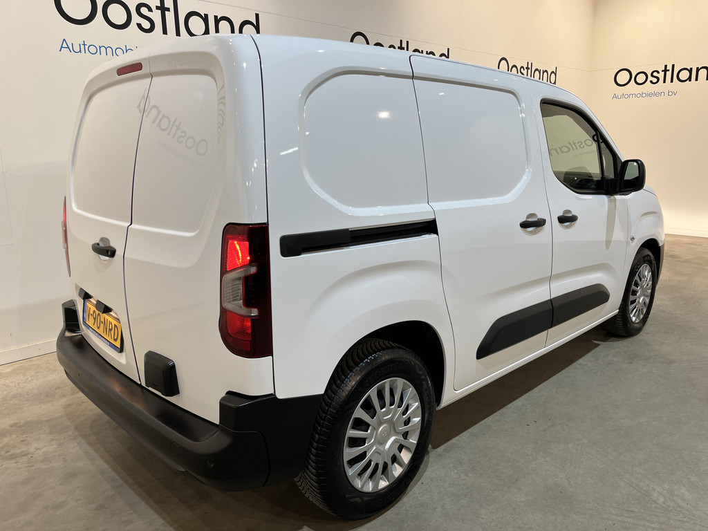 Toyota PROACE CITY Electric First Edition 50 kWh / 100% Elektrisch !! / Airco / Cruise Control / CarPlay / PDC / Navigatie / 57.000 KM !! 18