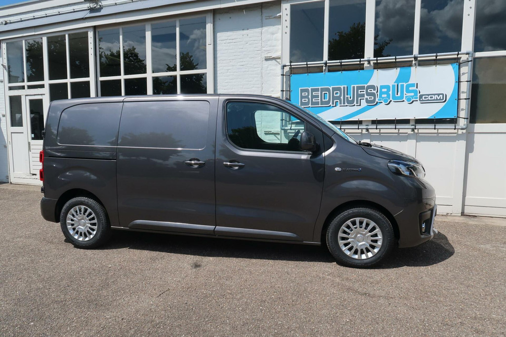 Toyota PROACE Electric Worker XRange Prof. 75KWH automaat. 17