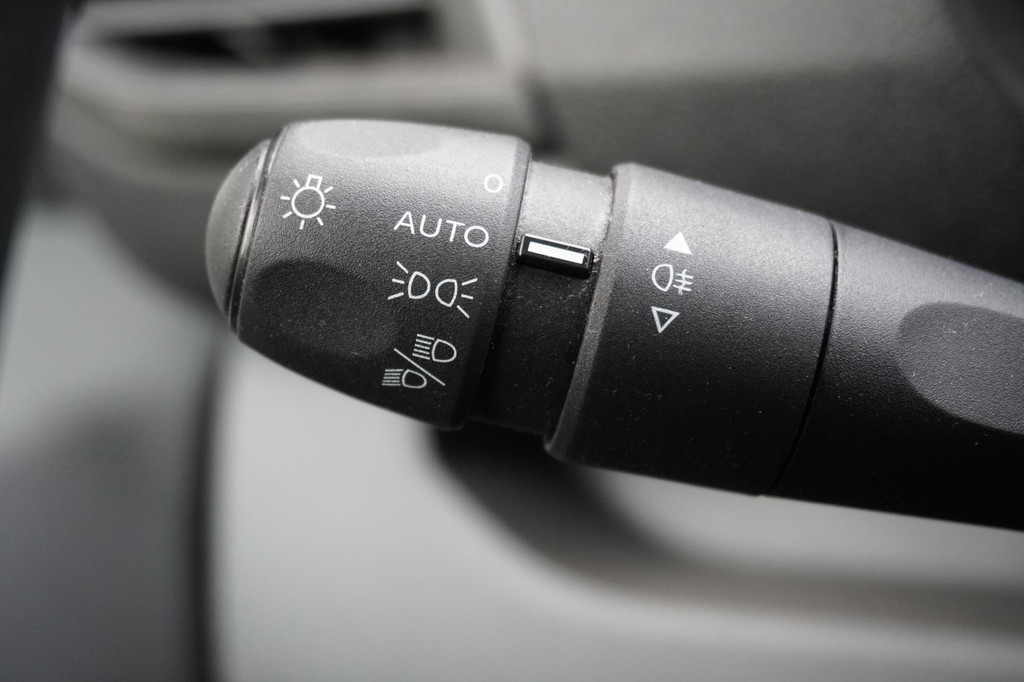 Toyota PROACE Worker 2.0 D-4D 145PK - EURO 6 - Airco - Cruise - PDC - ⬠16.950,- Excl. 15