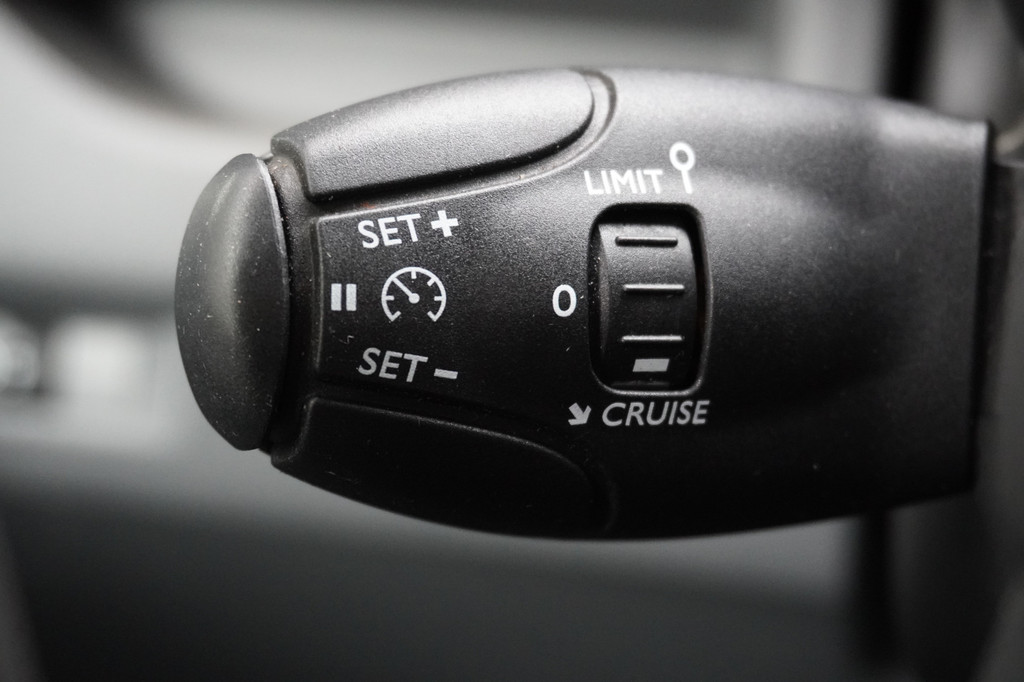 Toyota PROACE Worker 2.0 D-4D 145PK - EURO 6 - Airco - Cruise - PDC - ⬠16.950,- Excl. 16