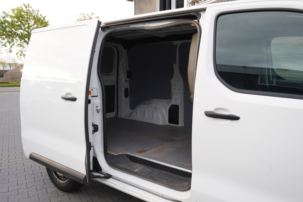 Toyota PROACE Worker 2.0 D-4D 145PK - EURO 6 - Airco - Cruise - PDC - ⬠16.950,- Excl. 8