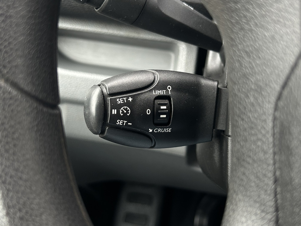 Toyota PROACE Worker 2.0 D-4D 145 PK / L2H1 / 1e EIG. / 43.241 KM !! / AIRCO / CRUISE / 10