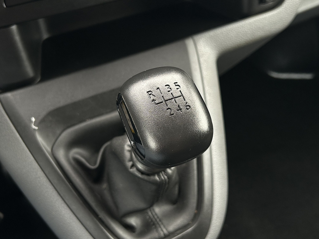 Toyota PROACE Worker 2.0 D-4D 145 PK / L2H1 / 1e EIG. / 43.241 KM !! / AIRCO / CRUISE / 16