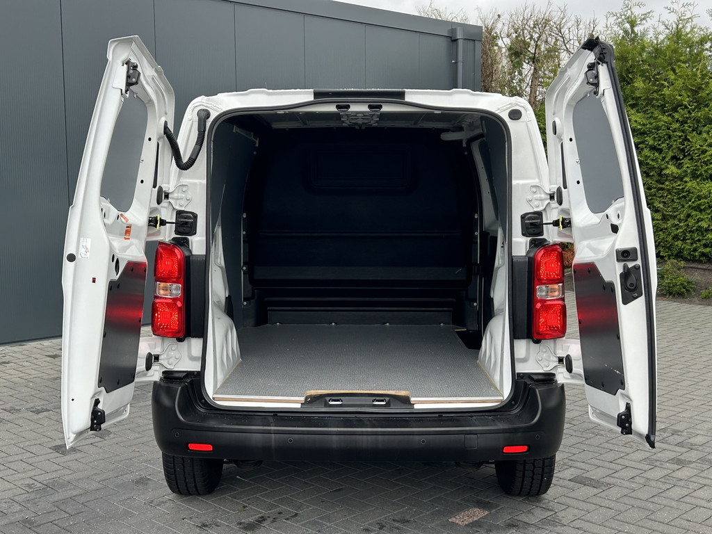 Toyota PROACE Worker 2.0 D-4D 145 PK / L2H1 / 1e EIG. / 43.241 KM !! / AIRCO / CRUISE / 7