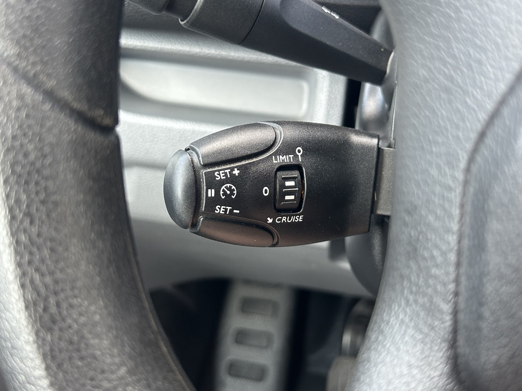 Toyota PROACE Worker 2.0 D-4D 145 PK / L2H1 / 1e EIG. / 56.028 KM !! / AIRCO / CRUISE / BLUETOOTH / 3-ZITS 10