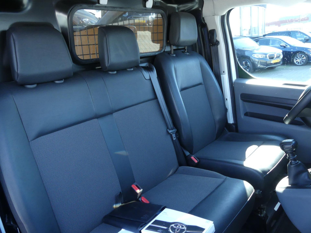 Toyota PROACE Worker 2.0 D-4D Navigator Long 3P / Trekhaak / Imperiaal / KLEP 10
