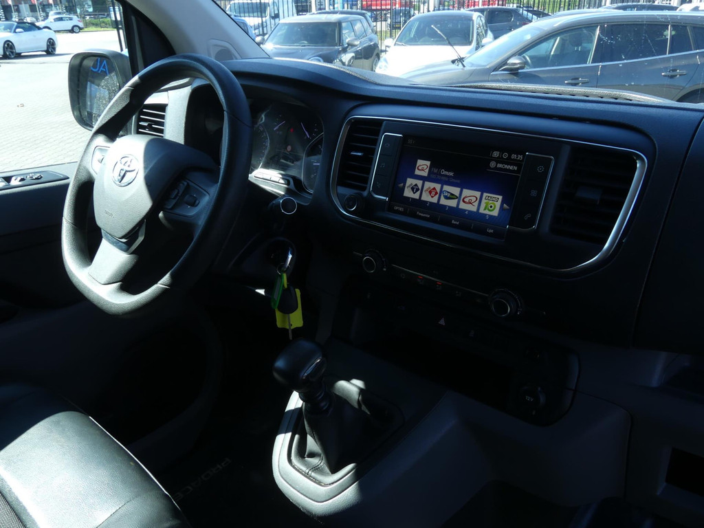 Toyota PROACE Worker 2.0 D-4D Navigator Long 3P / Trekhaak / Imperiaal / KLEP 11