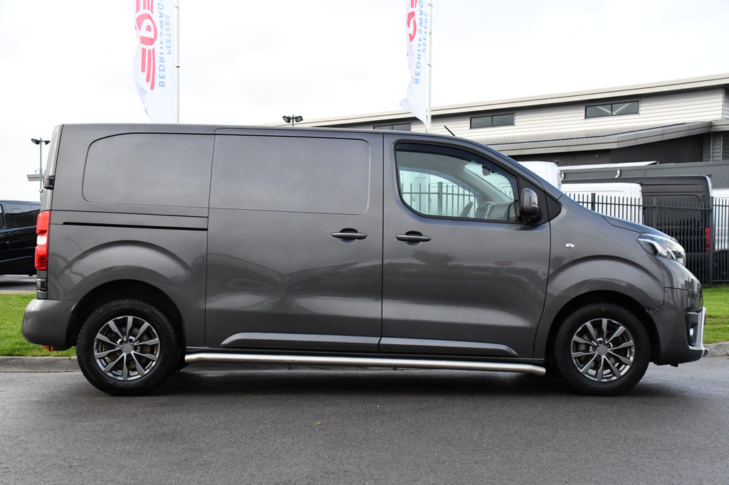 Toyota PROACE Worker 2.0 D-4D Professional Full Options, Camera, Cruise, 2 x Schuifdeur, Clima, Keyless, Multimedia, Trekhaak, Sensoren, 150pk, Uniek! 10