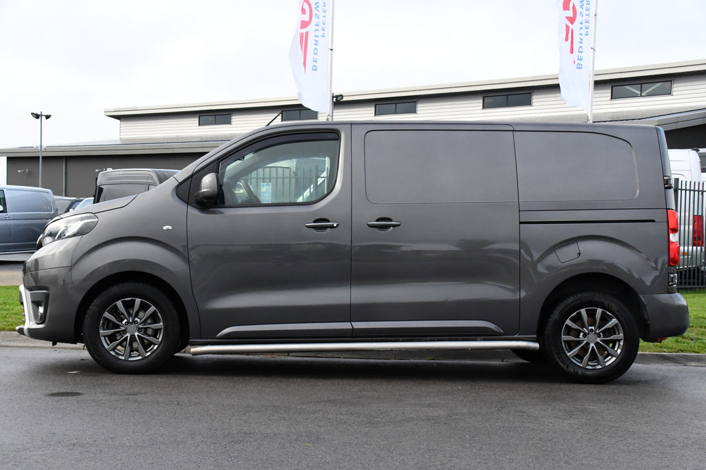 Toyota PROACE Worker 2.0 D-4D Professional Full Options, Camera, Cruise, 2 x Schuifdeur, Clima, Keyless, Multimedia, Trekhaak, Sensoren, 150pk, Uniek! 9
