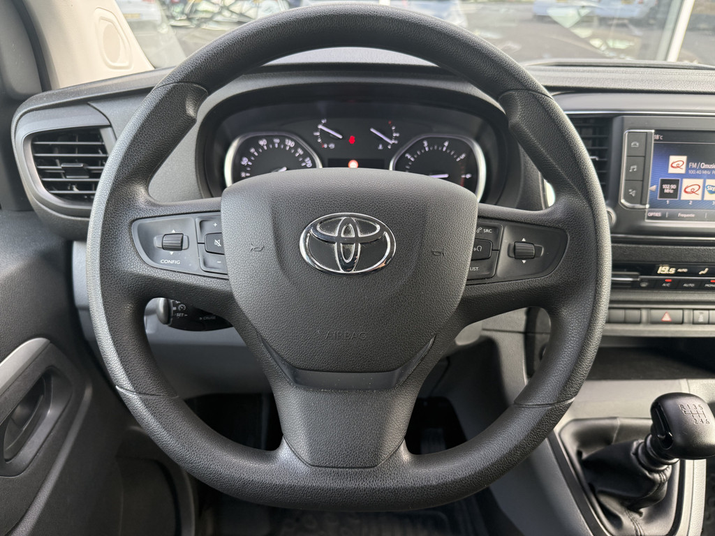 Toyota PROACE Worker 2.0 D-4D Professional Long DC | NL-auto | 2x Schuifd. | Navi | Keyless | 16