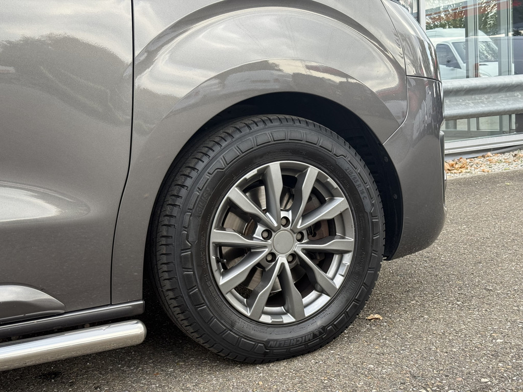 Toyota PROACE Worker 2.0 D-4D Professional Long DC | NL-auto | 2x Schuifd. | Navi | Keyless | 7