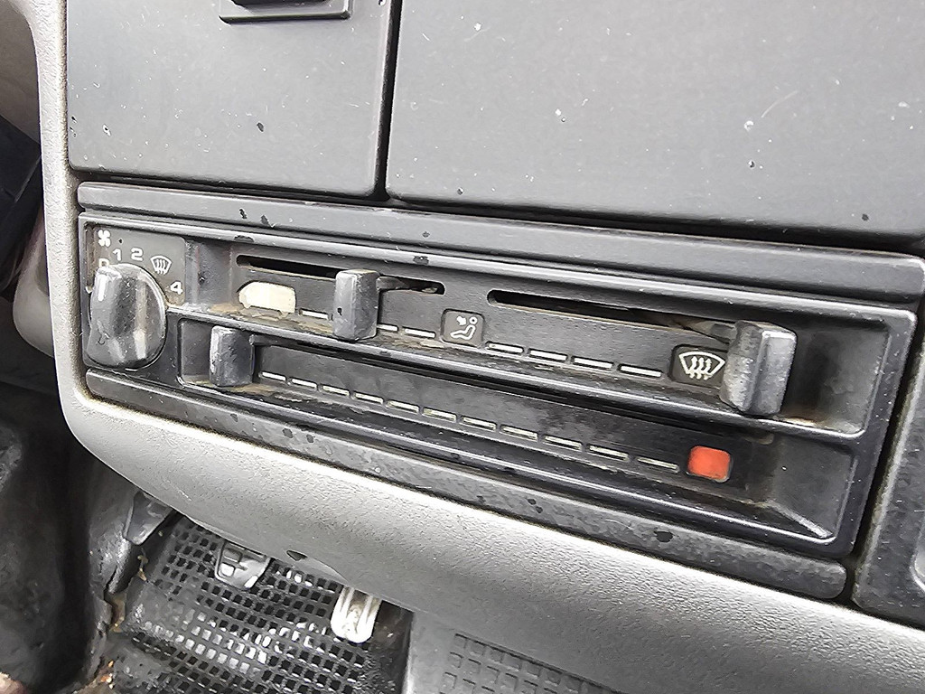 Volkswagen BESTEL 2.4 10