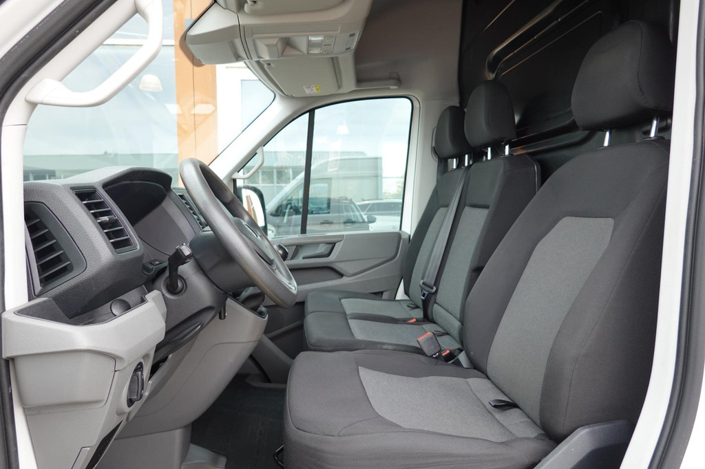 Volkswagen CRAFTER 30 2.0 TDI L3H3 11