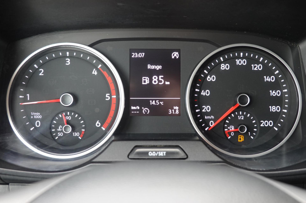 Volkswagen CRAFTER 30 2.0 TDI L3H3 17