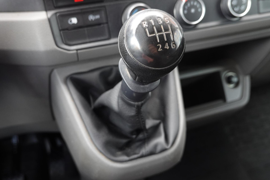 Volkswagen CRAFTER 30 2.0 TDI L3H3 20