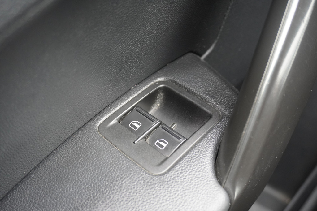 Volkswagen Caddy 1.4 TGI 110PK CNG EURO 6 - Airco - Navi - Cruise - â¬12.950,- Excl. 19