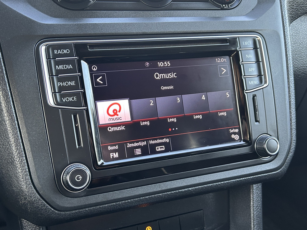 Volkswagen Caddy 1.4 TSI 126 PK / DSG AUTOMAAT / L1H1 / 1e EIG. / TREKHAAK / IMPERIAAL / AIRCO / CRUISE / NAVI / APPLE CARPLAY 14