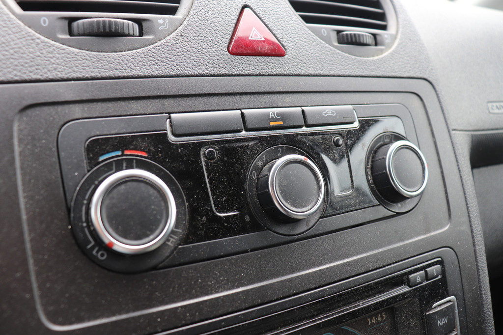 Volkswagen Caddy 1.6 TDI DSG Automaat - Airco - Navi - Cruise - ⬠4.950,- Excl. 14