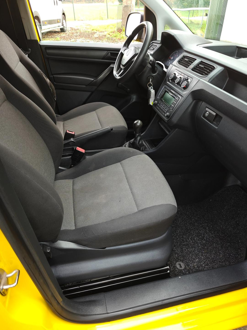 Volkswagen Caddy 1.6 TDI L1H1 Economy , 1e Eig. Airco , Lage Km. Apk sept 2026. 18