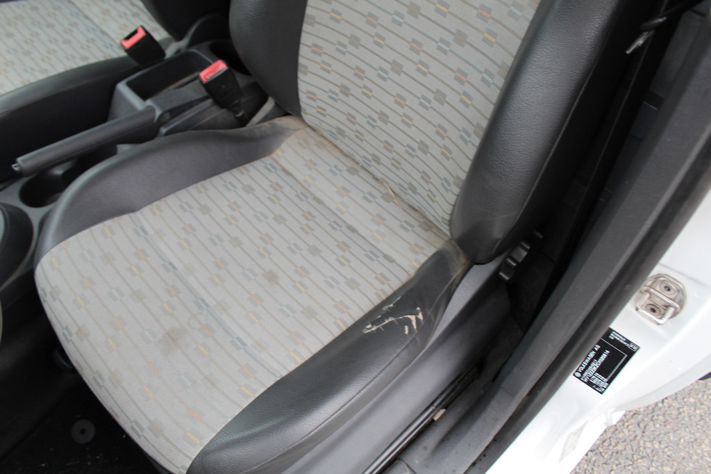 Volkswagen Caddy 1.6 TDI | Trekhaak | Airco | Laadruimte inrichting 16