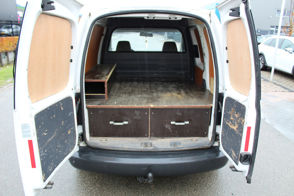 Volkswagen Caddy 1.6 TDI | Trekhaak | Airco | Laadruimte inrichting 8